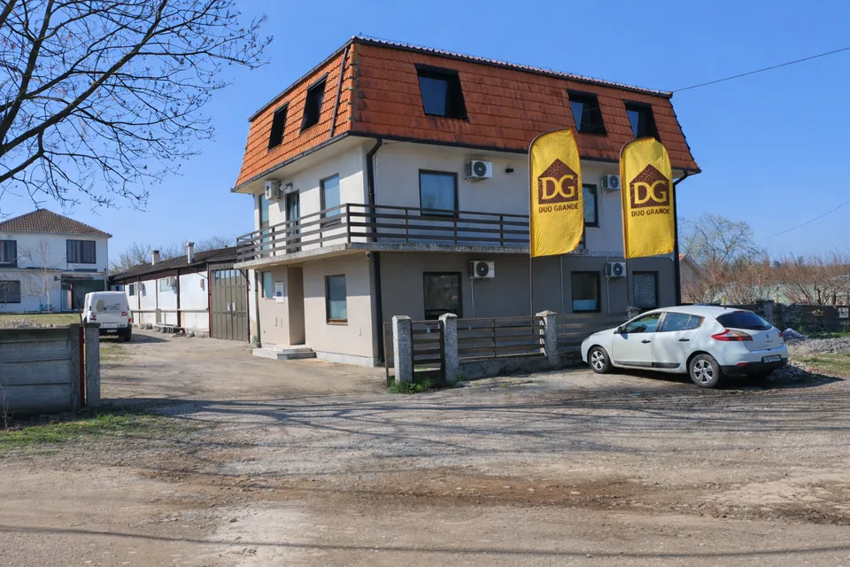 DUO GRANDE DOO - sedište i objekat firme